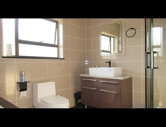 3 BEDROOM SIMPLEX FOR SALE IN CARLSWALD